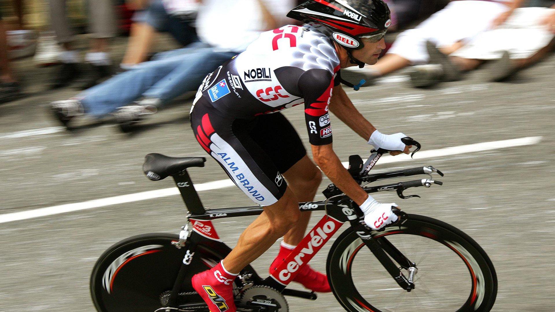 NBA总决赛激战正酣 勇士与凯尔特人上演巅峰对决